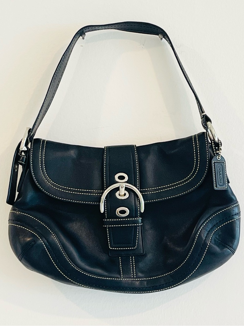 Vintage Coach Soho 10910 Y2K Black Leather Buckle Shoulder Bag